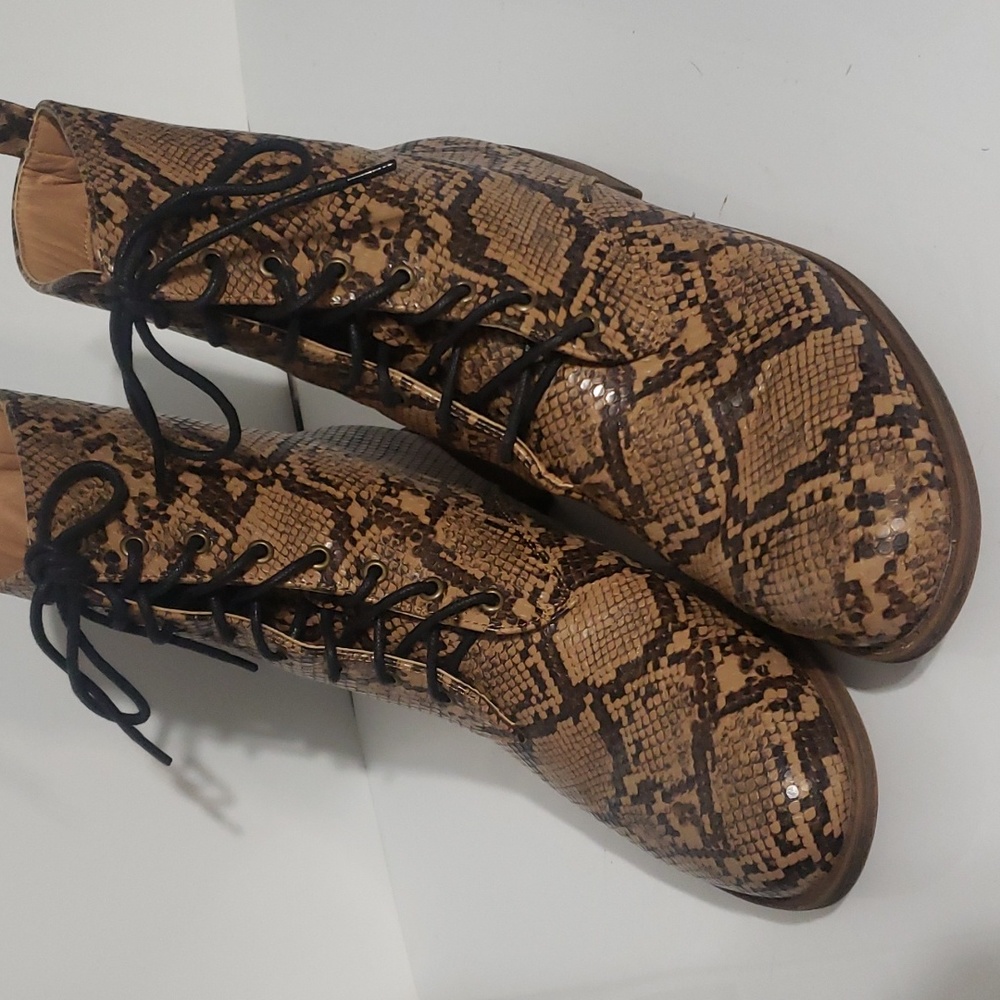 Aurora Tan Brown Reptile Print Lace up Boots